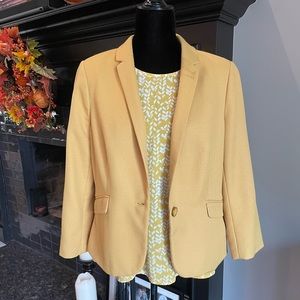 2 for 1!  Mustard top and blazer.